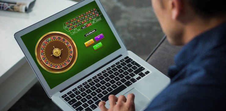 Pengguna smartphone mengakses halaman FAQ jpkuy untuk mendapatkan panduan hiburan gaming